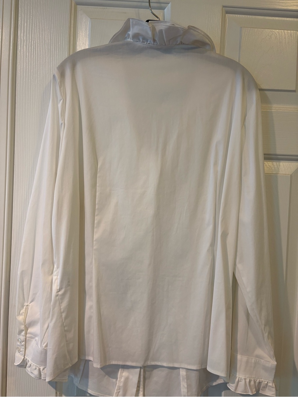 Basler White Ruffle V-Neck Button-Front Blouse - Picture 2 of 7